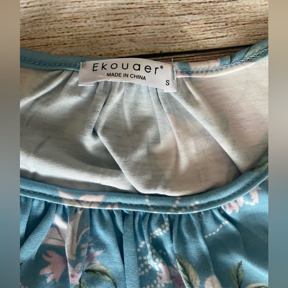 Very gently used. Blue floral Women's Nursing Top. Size small. - Picture 2 of 7